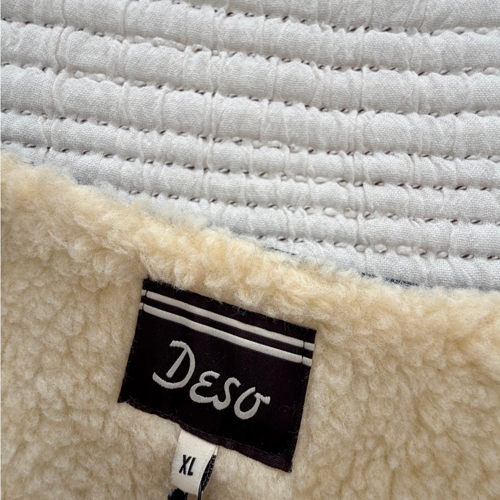 Navy Denim Sherpa-Lined Vest - Picture 2 of 7